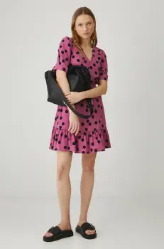 Medicine rochie culoarea roz, mini, evazati imagine