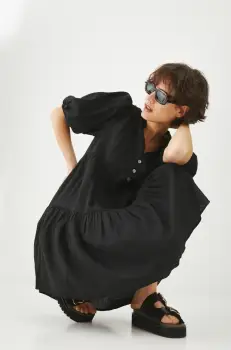 Medicine rochie din in culoarea negru, mini, oversize imagine