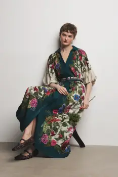 Medicine rochie evazata cu vascoza imagine