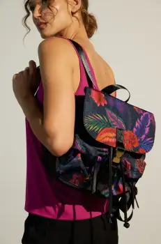 Medicine rucsac culoarea negru, mic, modelator imagine