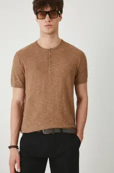 Medicine tricou din amestec de in barbati, culoarea maro, neted imagine