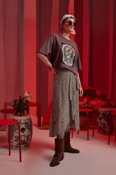 Medicine Tricou din bumbac culoarea maro a femeilor imagine