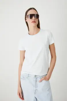 Medicine tricou femei imagine