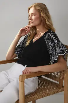 Medicine tricou femei, culoarea negru imagine