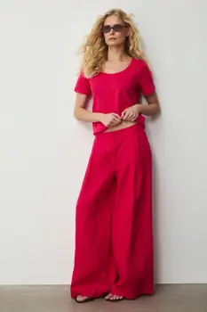 Medicine tricou pentru femei, din in imagine