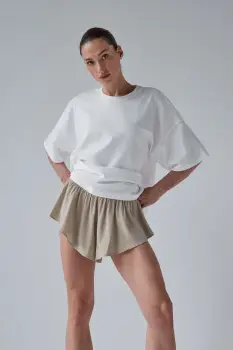 Muuv. pantaloni scurti pentru femei din vascoza DUE imagine