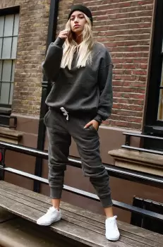 MUUV Pantaloni Soft Touch femei, culoarea gri, material neted imagine