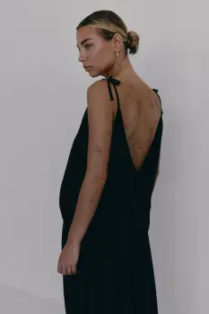 MUUV. tricou fara maneci DUE culoarea negru imagine