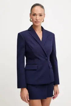 Patrizia Pepe sacou imagine