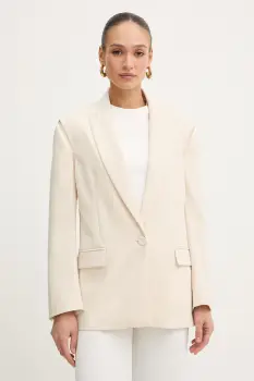 Patrizia Pepe sacou imagine