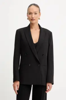 Patrizia Pepe sacou imagine