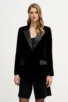 Pedro del Hierro sacou culoarea negru, un singur rand de nasturi, neted imagine