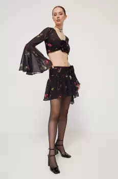 Rotate bluza culoarea negru, in modele florale imagine