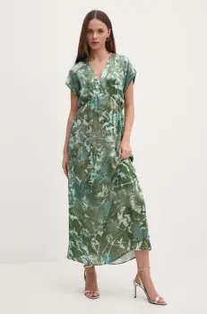 Sandro Ferrone rochie culoarea verde, maxi, evazati, SFS32XBDMORISIA imagine