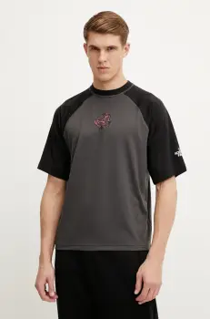 The North Face tricou TNF X NSE barbati, culoarea gri, cu imprimeu, NF0A8CTKMN81 imagine