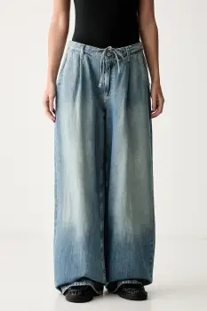 Tommy Jeans blugi loose pentru femei imagine