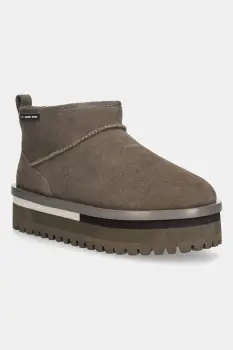 Tommy Jeans cizme de zapada din piele intoarsa TJW FLATFORM SNOW BOOT SUEDE culoarea verde, EN0EN02841 imagine