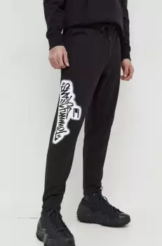 Tommy Jeans pantaloni de trening culoarea negru, cu imprimeu imagine