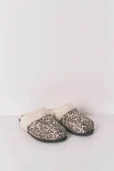 women'secret papuci de casa HOMEWEAR ANIMAL PRINT culoarea maro, 4992535 imagine