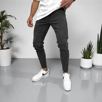 Blugi barbati conici 923 imagine