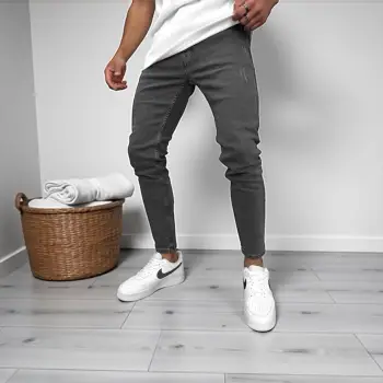 Blugi barbati conici 950 imagine