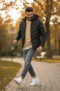 Geaca barbati de iarna neagra 13413 imagine