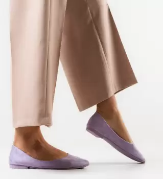 Balerini dama Alecsey Mov 2 imagine