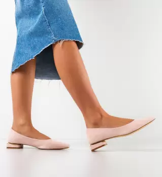 Balerini dama Chira Roz imagine