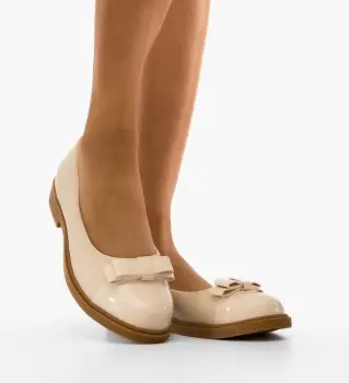 Balerini dama Kabba Bej imagine