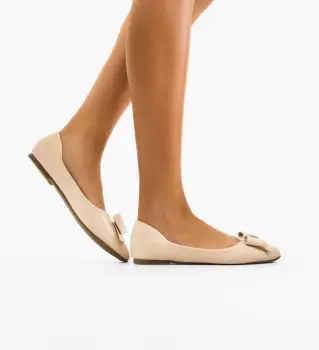 Balerini dama Keba Bej imagine