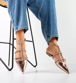 Balerini dama Tierney Roz imagine