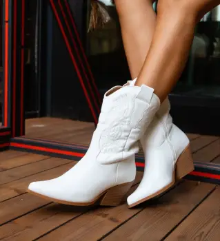 Botine dama Aspasia Albe imagine