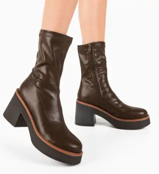 Botine dama Naom Maro imagine