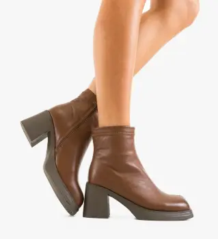 Botine dama Tafta Maro imagine