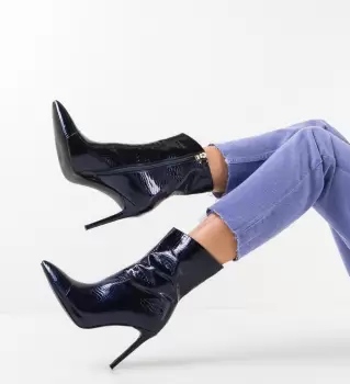 Botine dama Yassin Bleumarin imagine