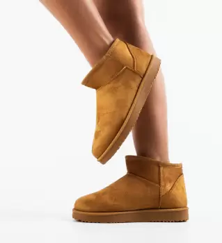 Cizme tip Ug Small Camel imagine