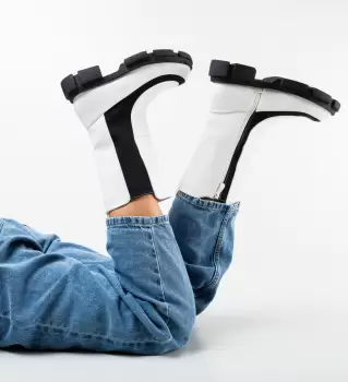 Ghete Ailish Albe imagine