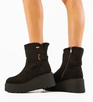 Ghete dama Adelyny Negre imagine