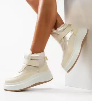 Ghete dama Anjali Bej imagine