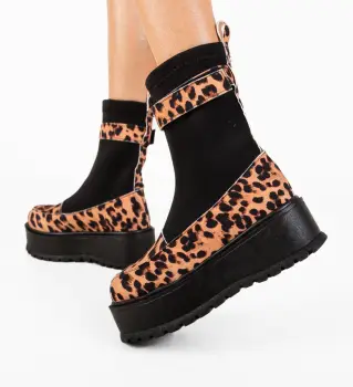 Ghete dama Azra Print imagine