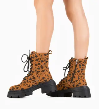 Ghete dama Carnac Maro imagine