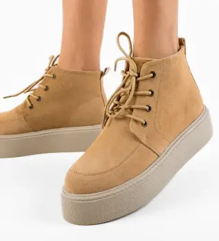 Ghete dama Claes Bej imagine