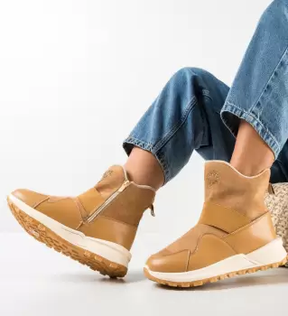 Ghete dama Gabija Camel imagine