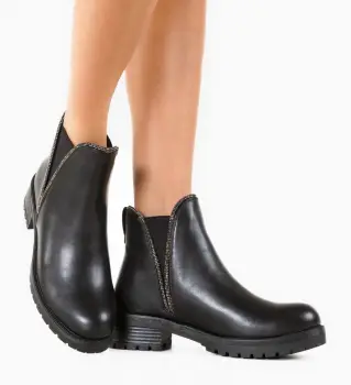 Ghete dama Hawki Negre imagine