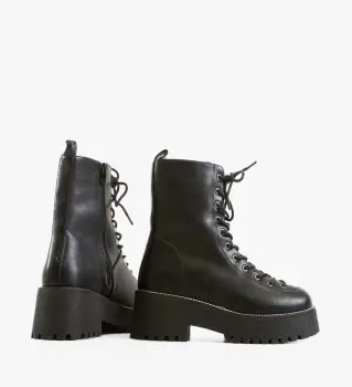 Ghete dama Lanun Negre 2 imagine