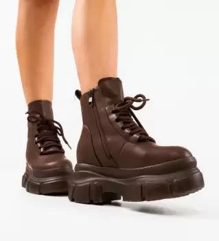 Ghete dama Lorna Maro imagine