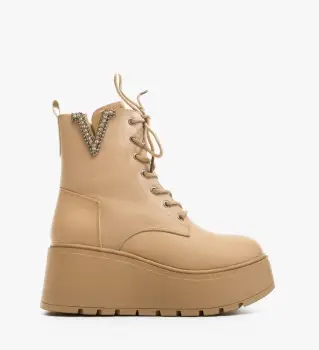 Ghete dama Vivien Bej imagine