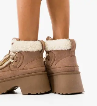 Ghete dama Yetty Camel imagine