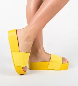 Papuci Escar Galbeni imagine