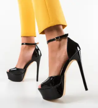 Sandale cu toc imagine